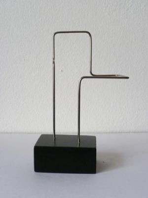 Escultura "Descricin lineal no espacio XXIX"