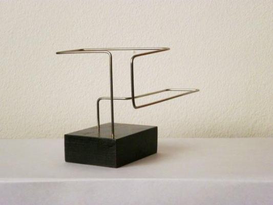 Escultura "Descricin lineal no espacio XXI"